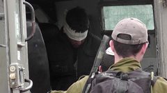 قوات الاحتلال تعتقل ثلاثة أطفال من مخيم عايدة