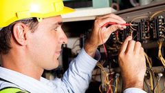 فني كهرباء