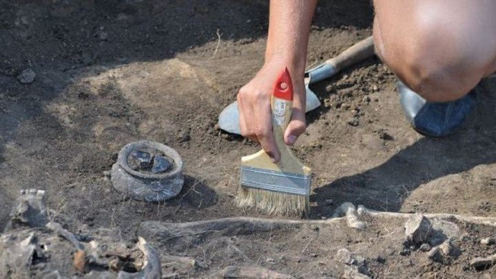 العثور على مومياء نادرة لامرأة  من القرن الثاني عشر