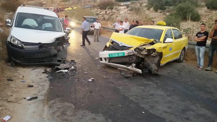 إصابة مواطنان في حادث سير "صور"