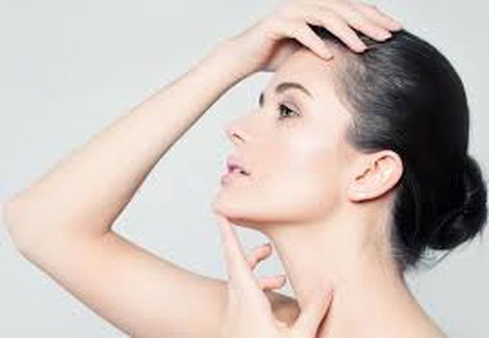 خلطات سهلة لشد البشرة في اسبوع