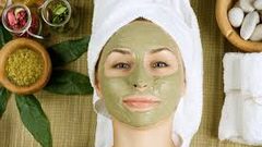 أهم  الخلطات التي  تستعين بها النساء لشد البشرة