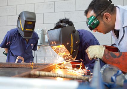 فرصة للنجاة من الجلوس في البيت.. عليكم بهذا التخصص