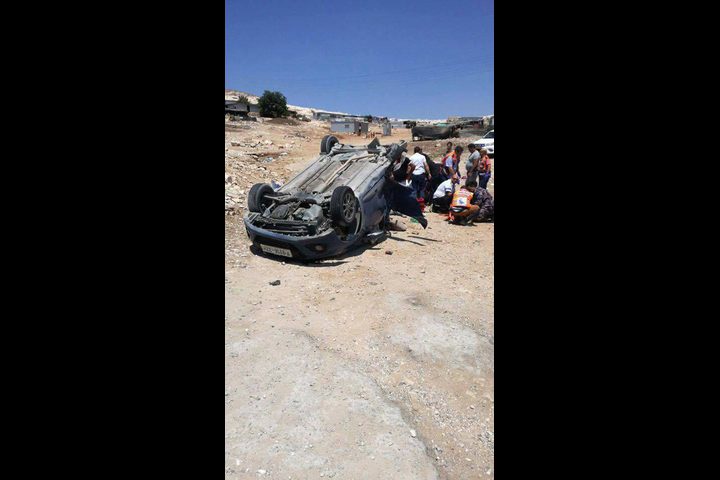 خمس إصابات إحداها خطيرة في حادث إنقلاب سيارة