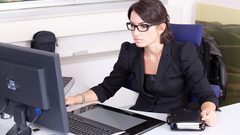 مطلوب سكرتيرة