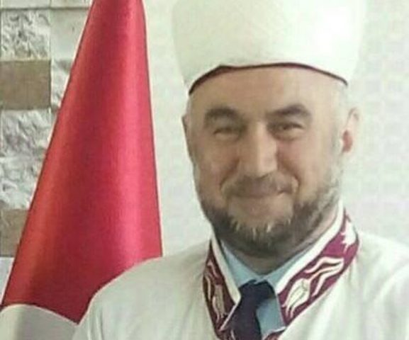 الإحتلال يبعد أحد خطباء الأقصى عن القدس