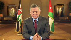 الملك عبد الله الثاني يبحث مع كوشنير آليات تحريك عملية السلام