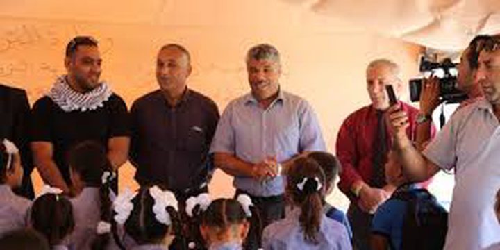 عساف: تحدينا الاحتلال في افتتاح العام الدراسي بقرية جب الذيب