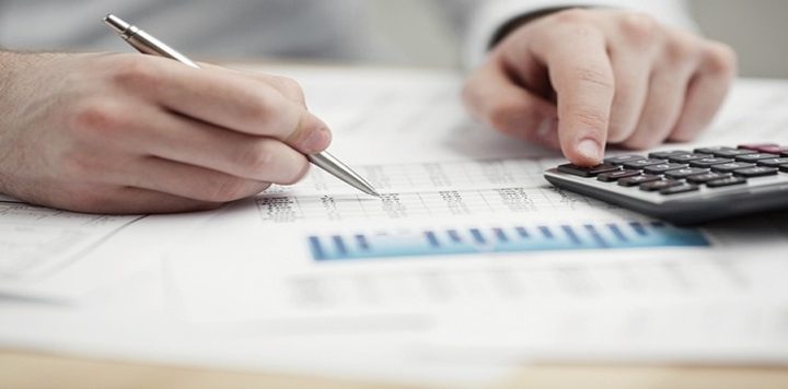 مصاريف الثلاثي الصعب..المواطنون يربطون الأحزمة