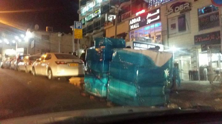 "بضاعتكم المهينة ردت إليكم"..قضية تبرعات الطرود تشعل مواقع التواصل الاجتماعي