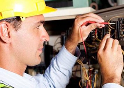 فني كهرباء