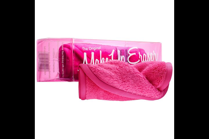 منشفة سحرية لإزالة المكياج