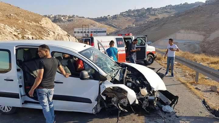 خمس إصابات في حادث سير شرق بيت لحم
