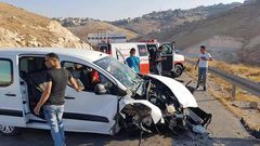 خمس إصابات في حادث سير شرق بيت لحم