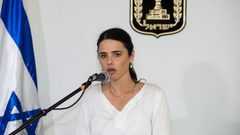 "العدل" الإسرائيلية تثبت الملكية لمئات الدونمات الفلسطينية لمستوطنين!
