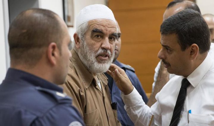 الاحتلال يمدد اعتقال الشيخ رائد صلاح