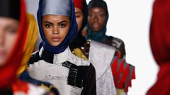 مصممو الأزياء يتحدّون ترامب بـ"الحجاب"