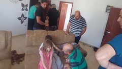 سقوط طفلة من نافذة في الطابق السابع (صور)