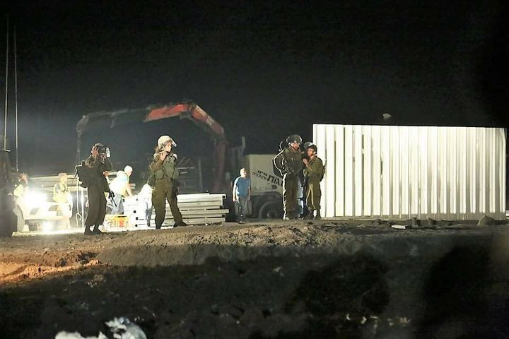 ناشطون يعيدون بناء مدرسة هدمها الاحتلال شرق بيت لحم