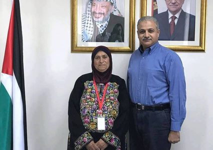 إمرأة من وطني