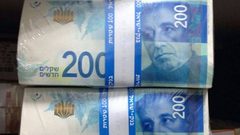 القبض على متسول ومشتبه به بالنصب بـ 200 ألف شيكل