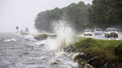 مشاهد الخراب تستقبل أهالي جزر كيز في فلوريدا بعد الإعصار إيرما