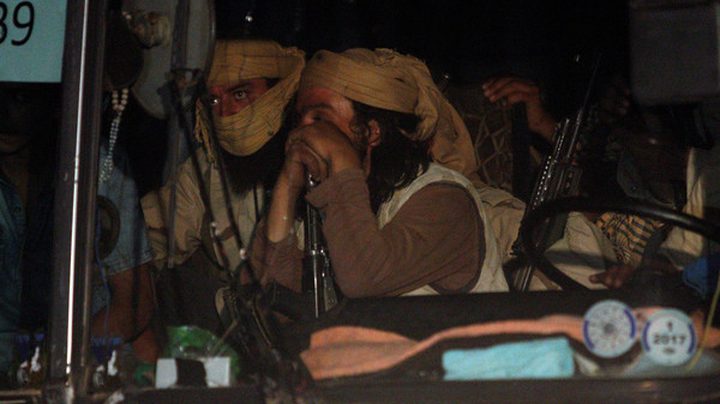 قافلة "داعش" التائهة تصل دير الزور