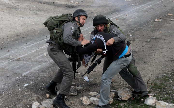 الاحتلال يقمع مسيرات سلمية بالضفة