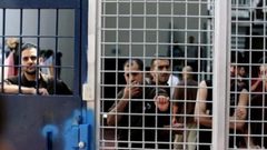 أربعة أسرى في "عتصيون" تعرّضوا للضرب خلال اعتقالهم