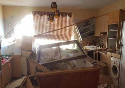 بالصور: ثلاث إصابات إثر انهيار صخري في نابلس