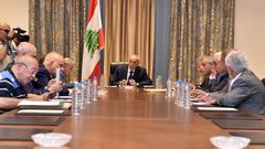 الرئيس اللبناني يقدم اقتراح قانون بتقصير ولاية المجلس نهاية العام