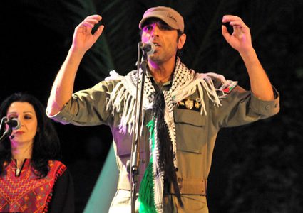 قصة "العاشقين" من "سجن عكا" إلى ما بعد الثورة.. في كتاب!