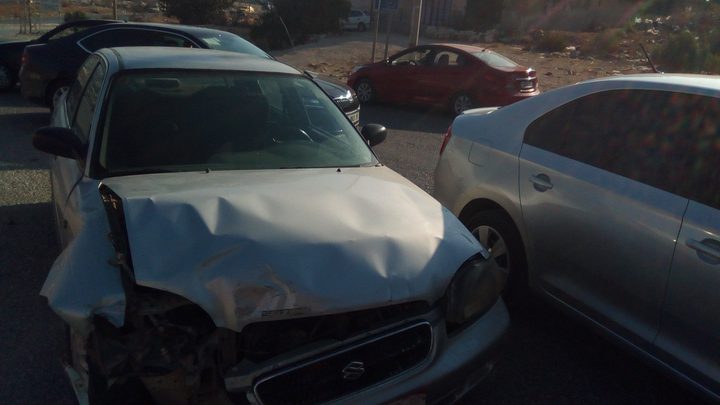 إصابة ثلاثة مواطنين بحادث تصادم شرق نابلس
