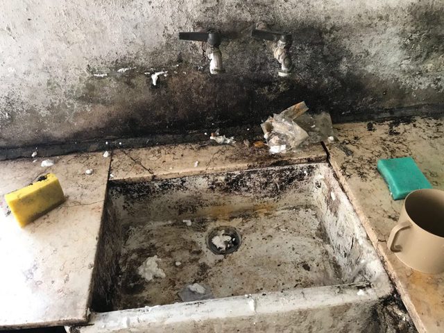 مصادر خاصة لـ"النجاح الإخباري": إغلاق معمل للسكاكر بنابلس(صور)