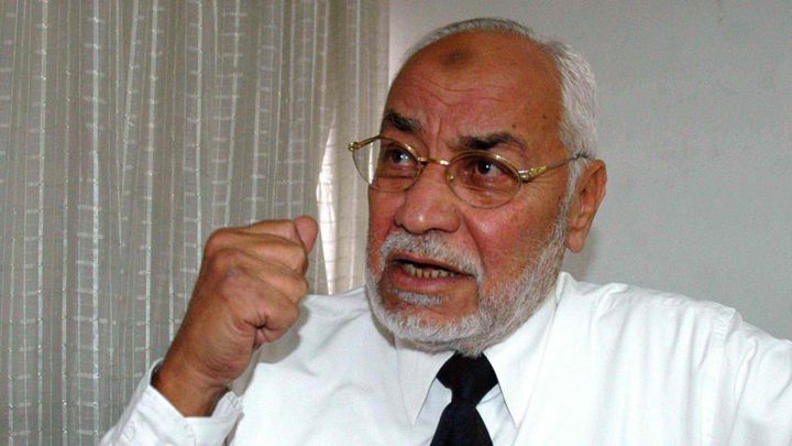 بعد صراع مع المرض...وفاة مرشد "الإخوان" الأسبق