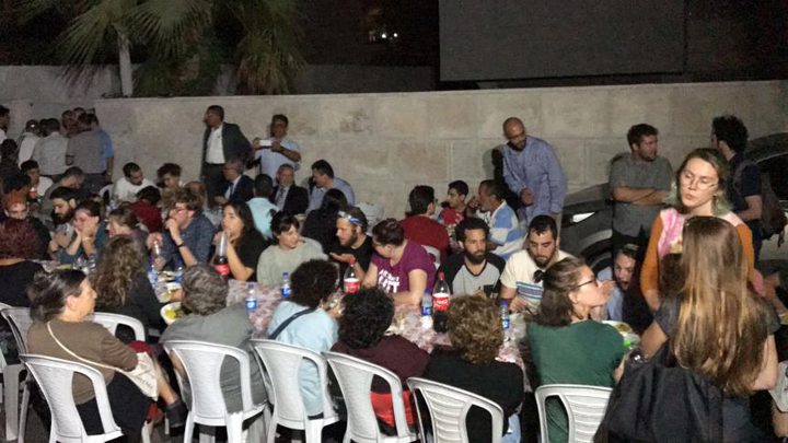 اعتصام أمام منزل عائلة شماسنة