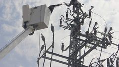 تشويشات على التيار الكهربائي شرق طولكرم غدًا