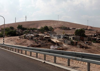 مخطط لإخلاء "الخان الأحمر" شرق القدس