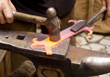 مطلوب  حداد