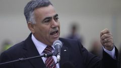 الأعرج لـ النجاح: سننفذ ما يمكن تنفيذه من مشاريع في غزة