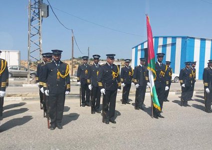 بدء مراسم  الاستقبال الرسمية لرئيس الوزراء على معبر بيت حانون