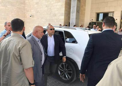 الوفد الأمني المصري يشارك الكل الفلسطيني في استقبال رئيس الوزراء على معبر بيت حانون