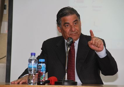 عمرو لـ" النجاح": نتنياهو دخل على خط المصالحة لعرقلتها