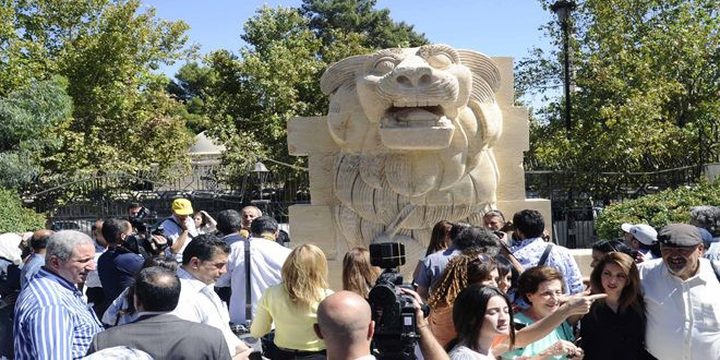 أسد تدمر يعود الى دمشق من جديد