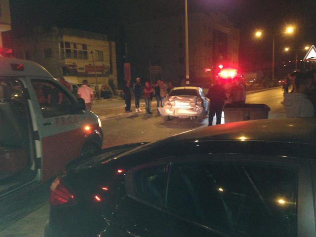 إصابة مواطن بجراح بحادث سير في نابلس