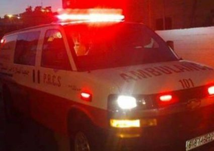 إصابة مواطنة بحادث دهس وسط نابلس