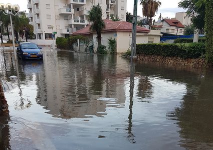 المدن في الداخل المحتل لم تسلم من الفياضانات وانقطاع الكهرباء