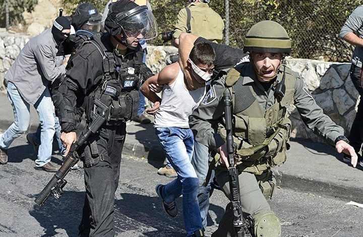 الاحتلال يعتقل طفلاً من القدس القديمة