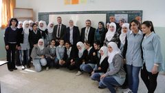 "بنات جيوس" تنظم انتخابات مجلس الطالبات