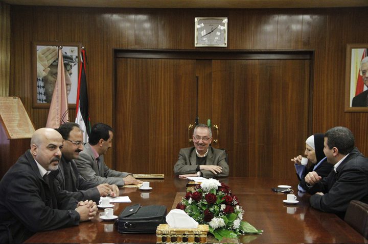 اتصالات الساعة الأخيرة .. اتفاقية بين جامعة النجاح و"العاملين" تنهي  القضايا  الخلافية كافة (فيديو)